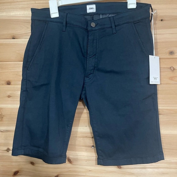 Edwin Men's Charcoal Flat Front Shorts - Picture 2 of 5